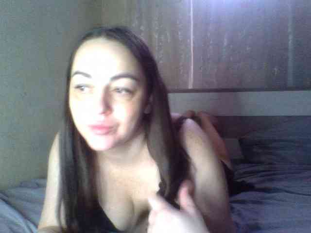 KissyHoney webcam
