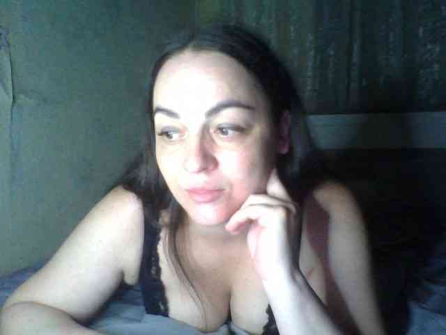 KissyHoney webcam