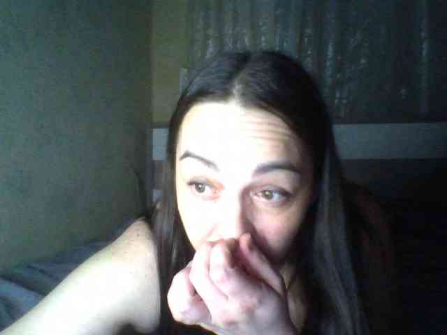 KissyHoney webcam