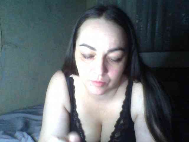 KissyHoney webcam