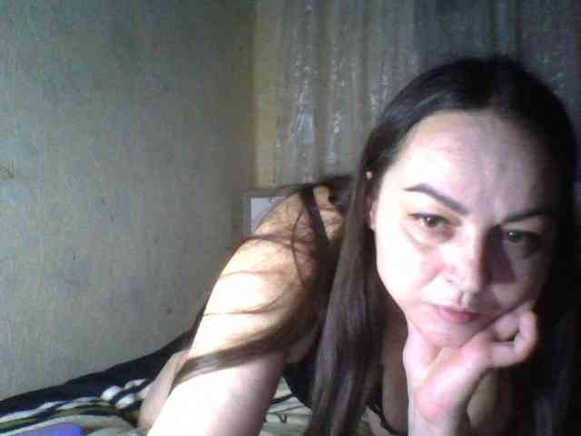 KissyHoney webcam