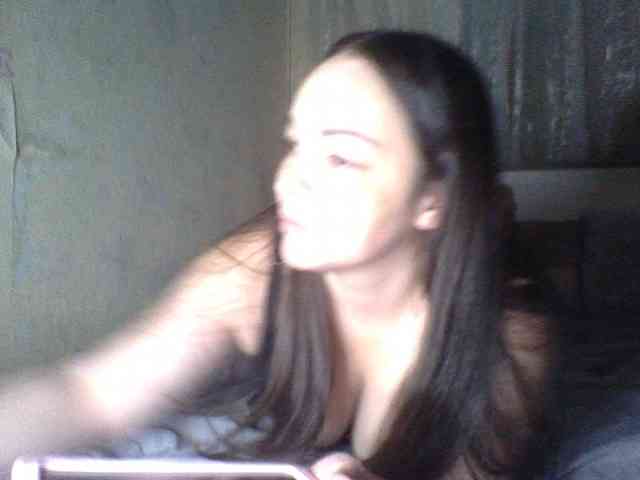 KissyHoney webcam