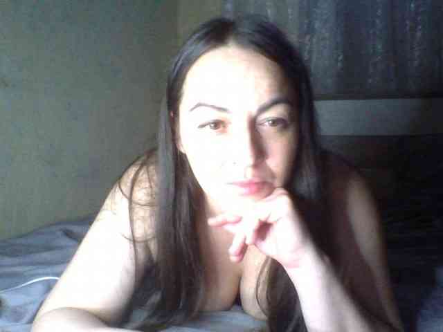 KissyHoney webcam