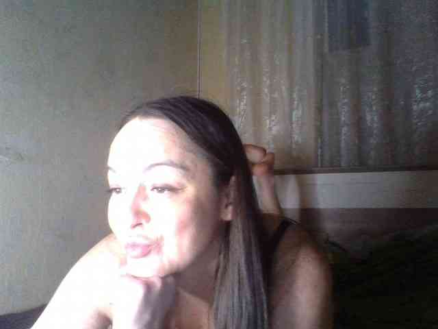 KissyHoney webcam