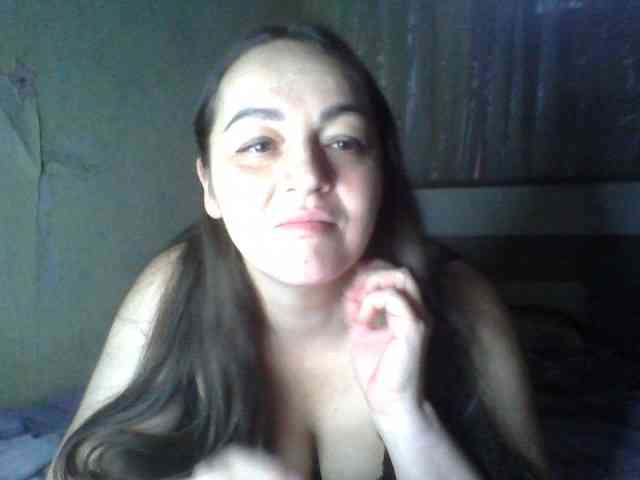 KissyHoney webcam