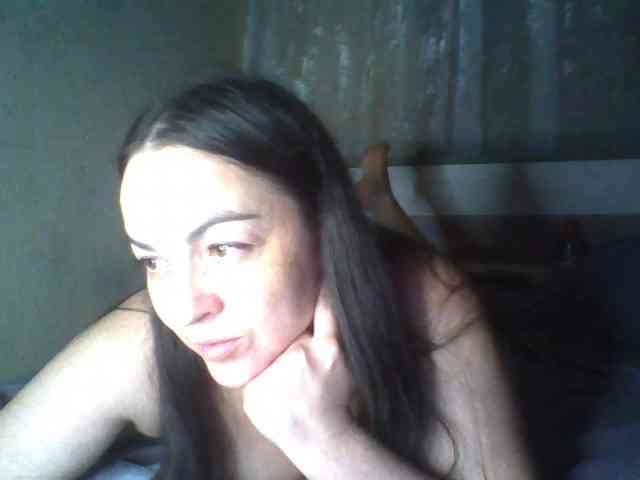 KissyHoney webcam