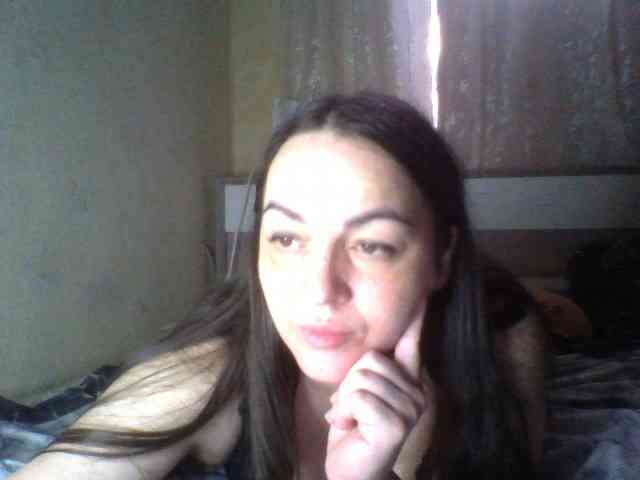 KissyHoney webcam