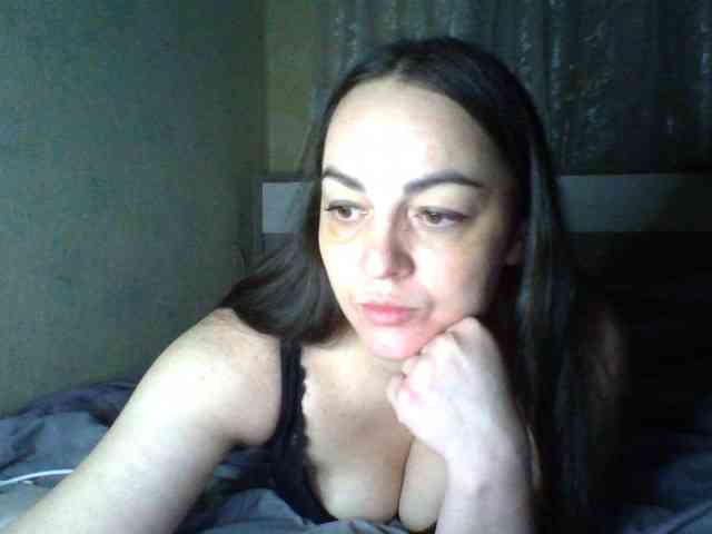 KissyHoney webcam