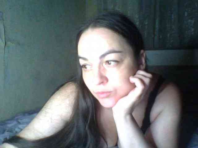 KissyHoney webcam