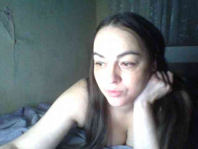 KissyHoney webcam