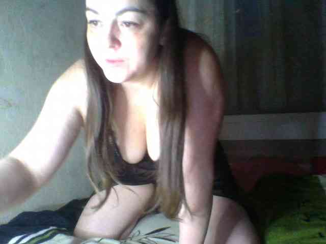 KissyHoney webcam