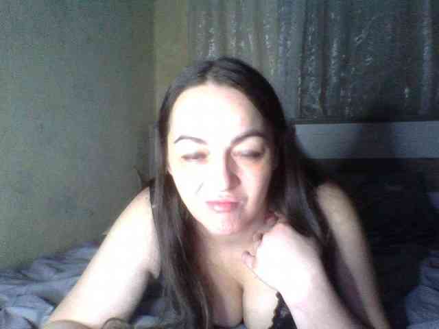 KissyHoney webcam