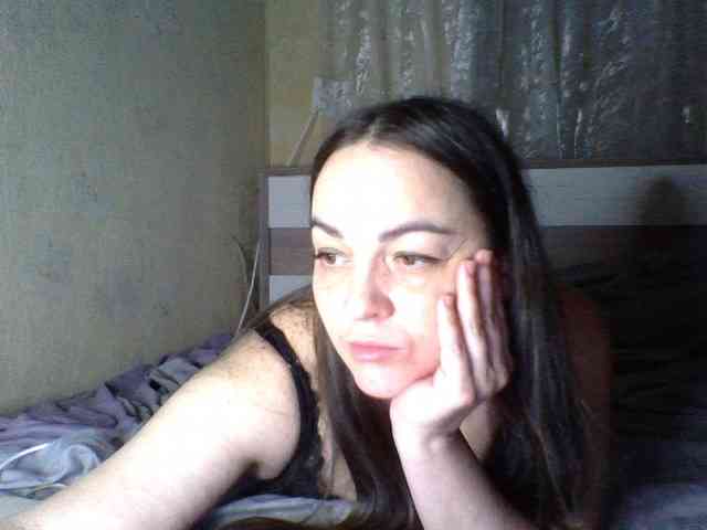 KissyHoney webcam