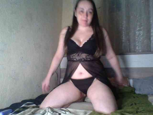 KissyHoney webcam