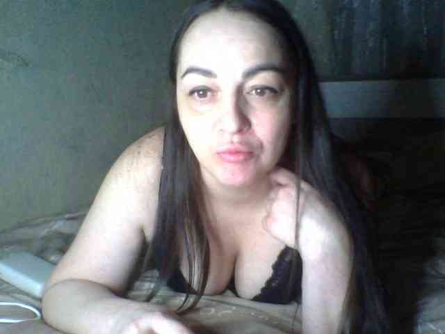 KissyHoney webcam