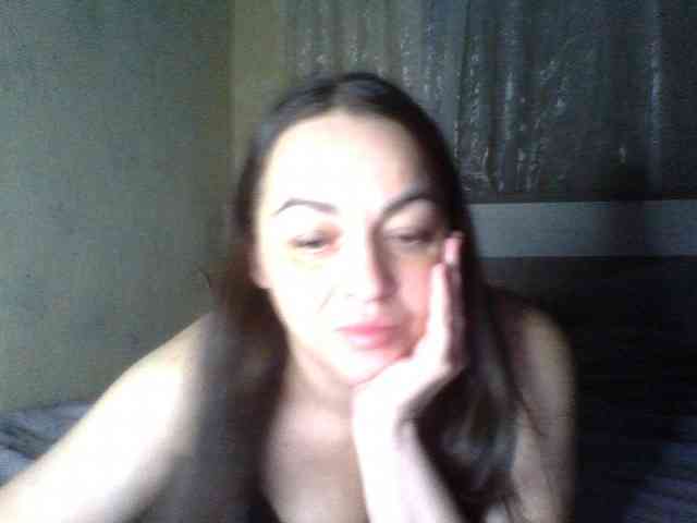 KissyHoney webcam