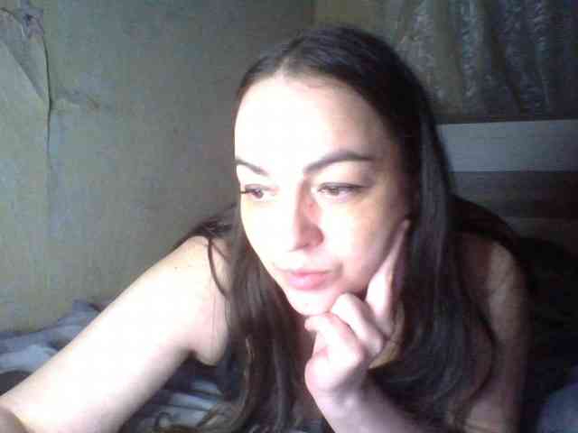 KissyHoney webcam