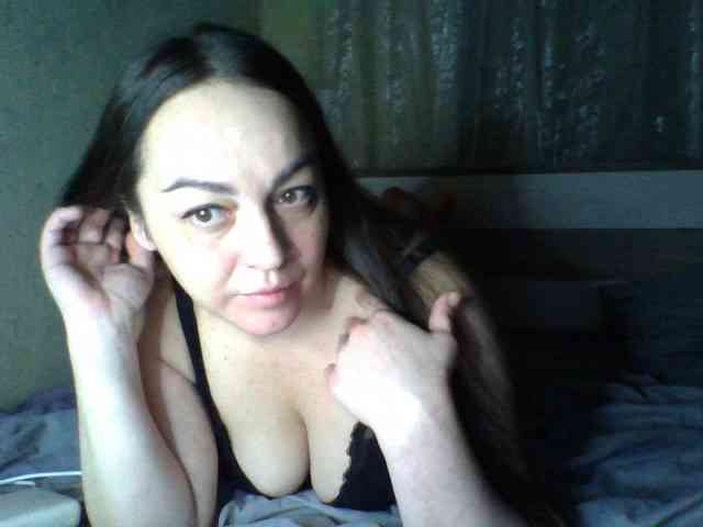 KissyHoney webcam
