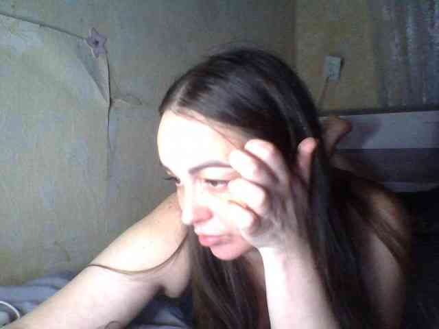 KissyHoney webcam