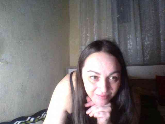 KissyHoney webcam