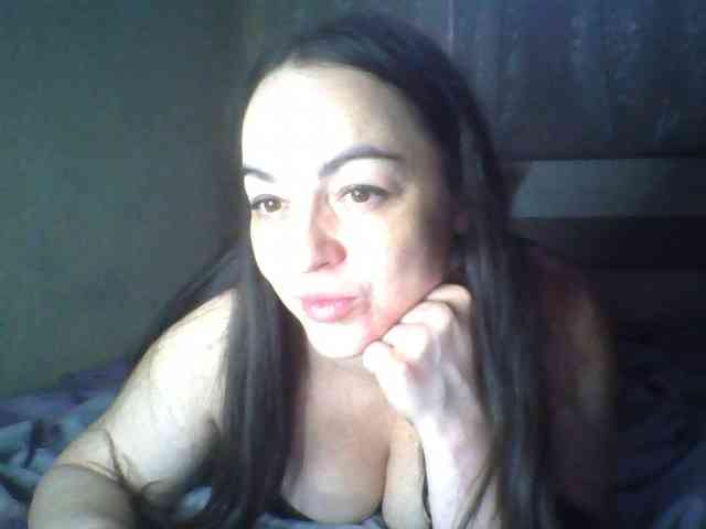 KissyHoney webcam