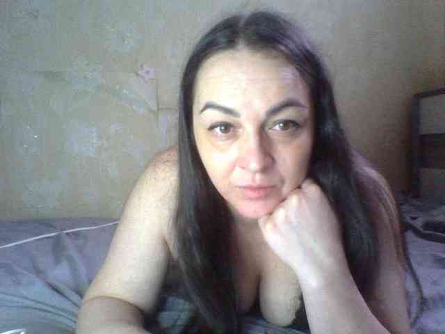 KissyHoney webcam