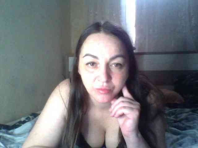 KissyHoney webcam