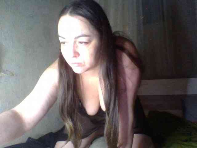 KissyHoney webcam