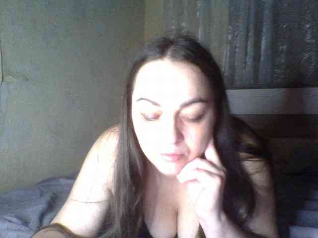 KissyHoney webcam