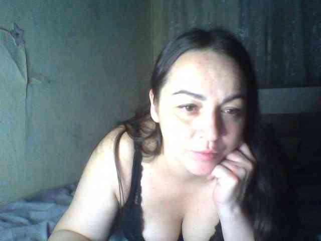 KissyHoney webcam