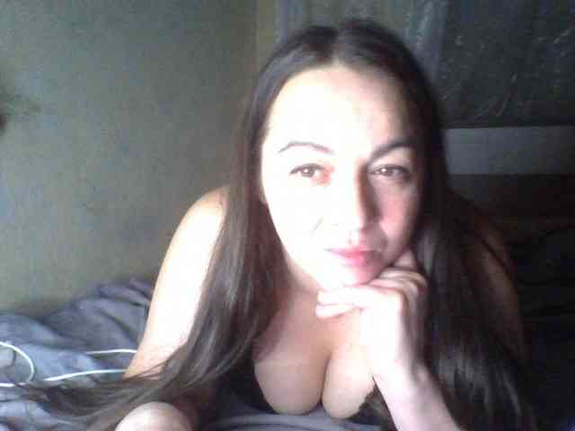 KissyHoney webcam