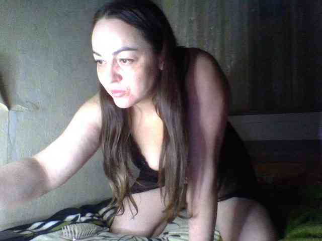 KissyHoney webcam