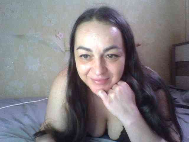 KissyHoney webcam