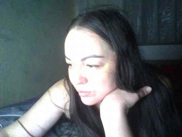 KissyHoney webcam
