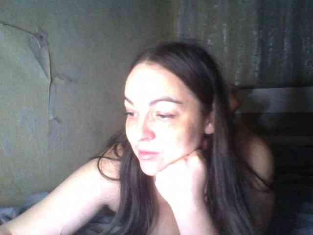 KissyHoney webcam