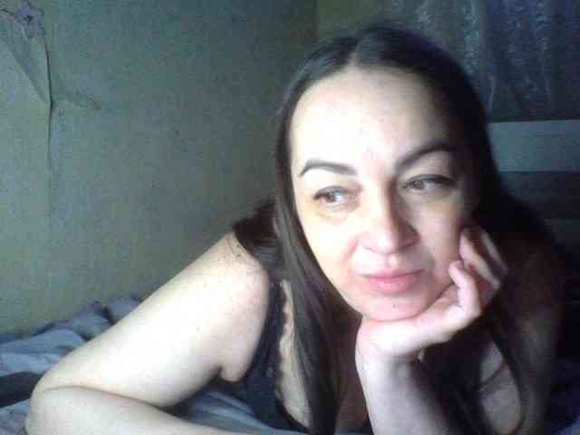 KissyHoney webcam