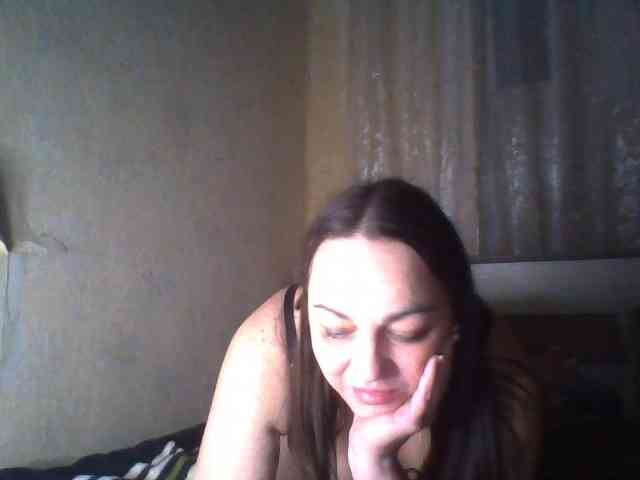 KissyHoney webcam