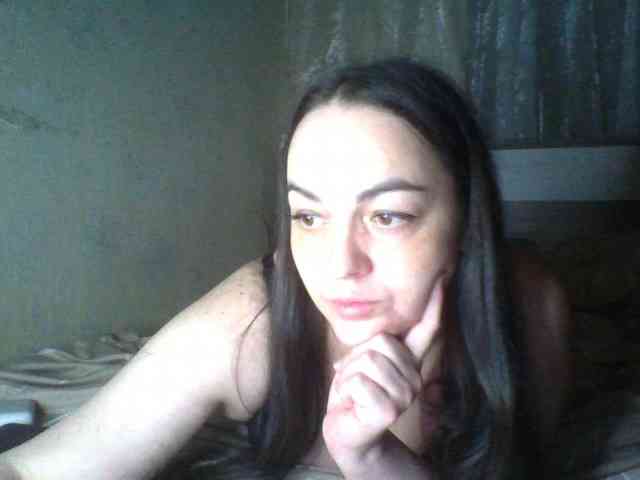 KissyHoney webcam