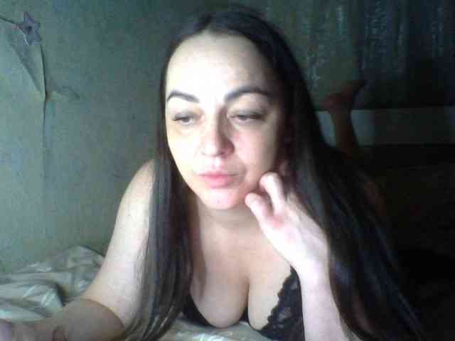 Модель: KissyHoney