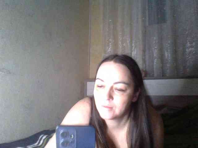 KissyHoney webcam