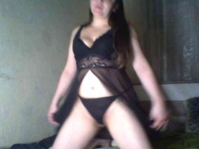 KissyHoney webcam