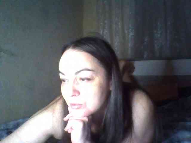 KissyHoney webcam