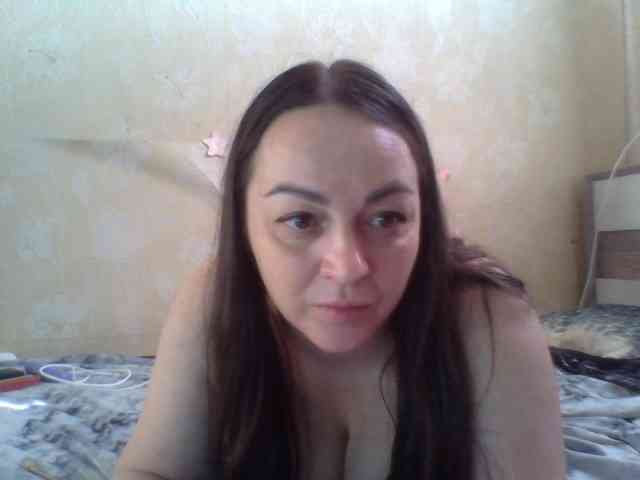 KissyHoney webcam