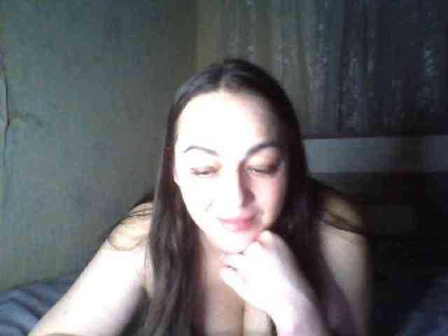 KissyHoney webcam
