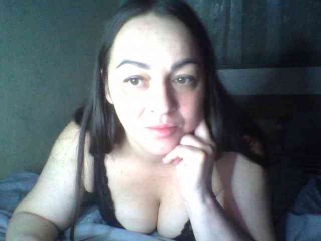 KissyHoney webcam
