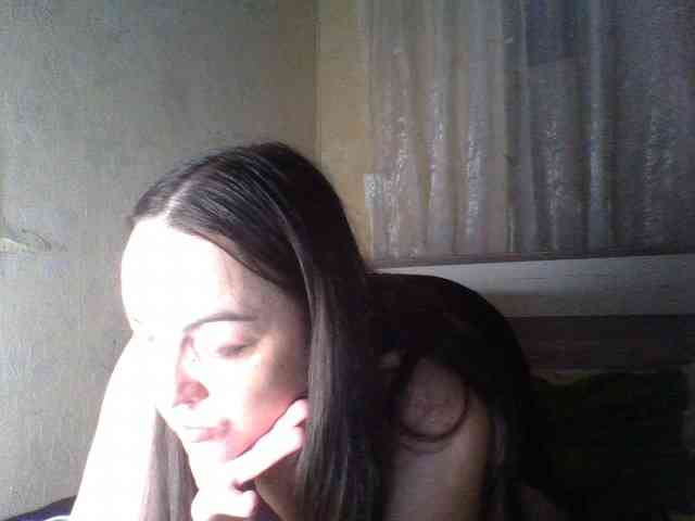 KissyHoney webcam