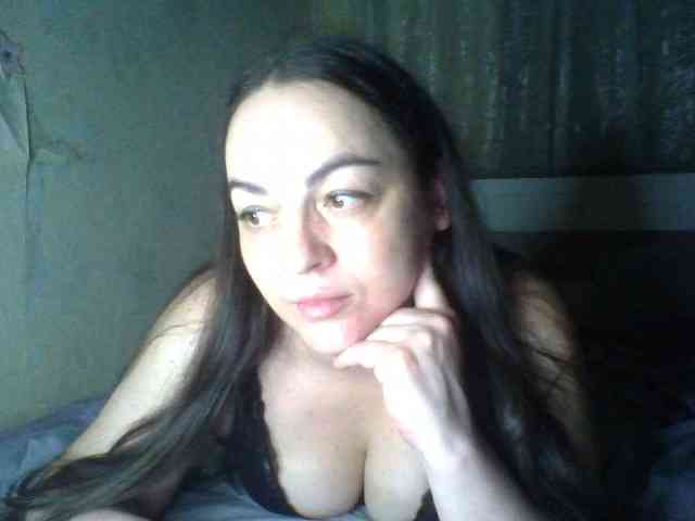 KissyHoney webcam