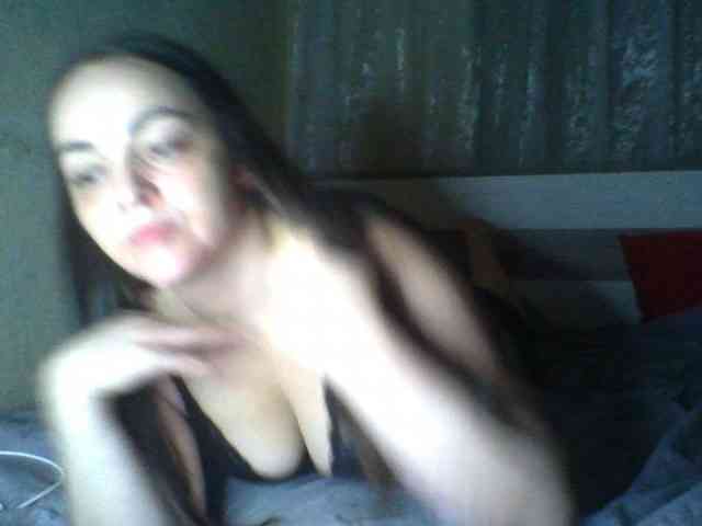 KissyHoney webcam
