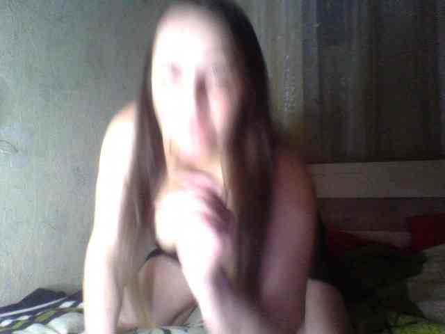 KissyHoney webcam