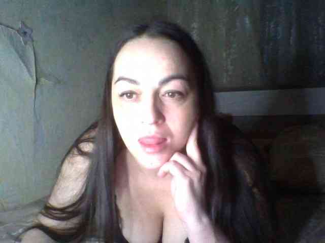 KissyHoney webcam